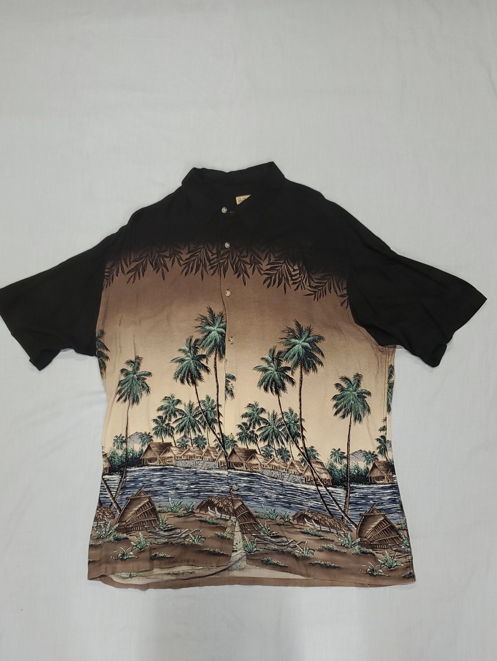 Men's Black and Tan Palm-Print Short-Sleeve Shirt #193